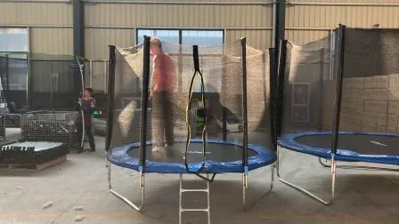 Trampolino elastico per la casa per bambini e adulti con rete di sicurezza, tappetino per saltare e imbottitura a molla, trampolino per palestra da salto